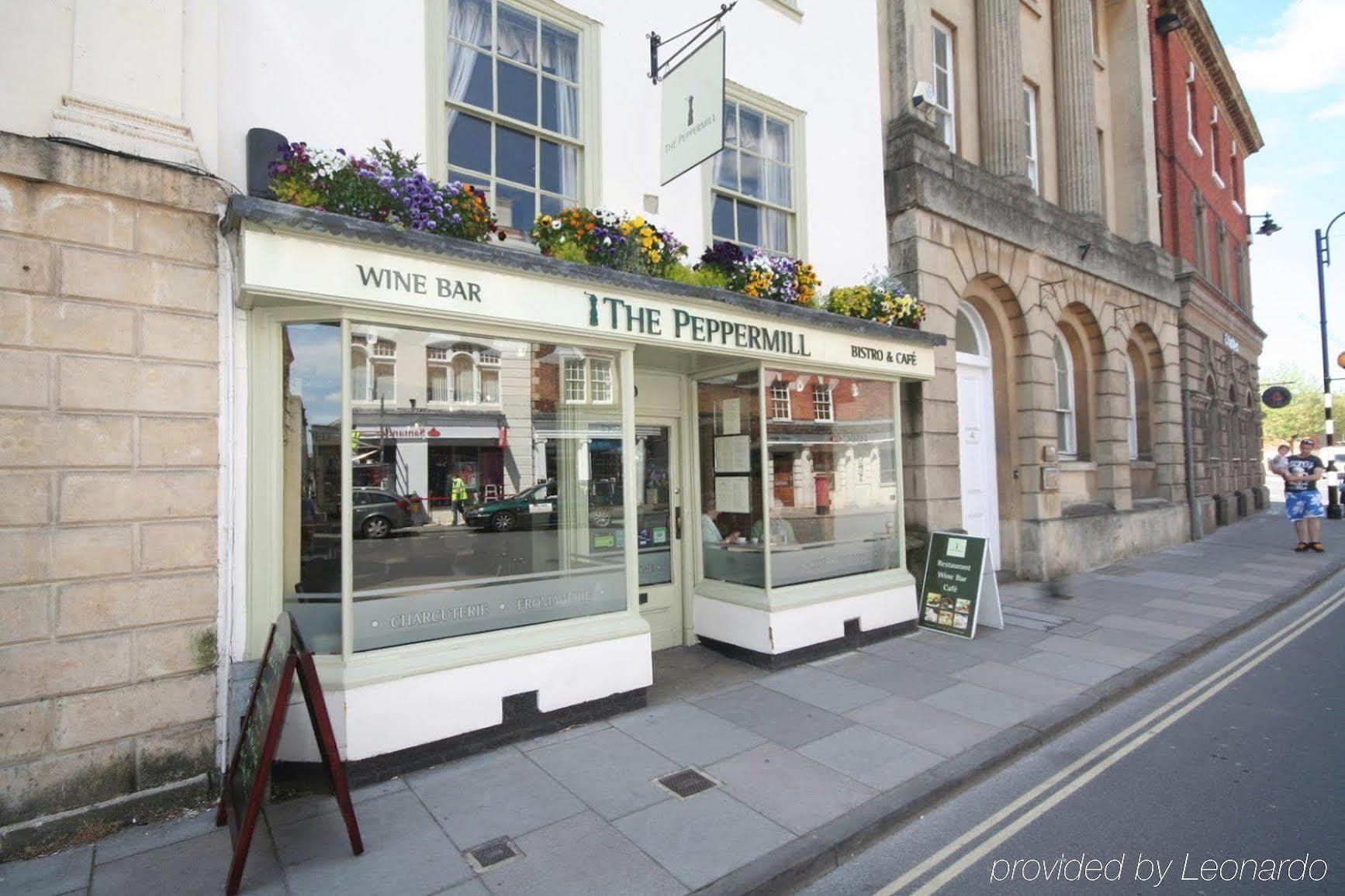 The Peppermill Town House Hotel & Restaurant Devizes Exterior foto