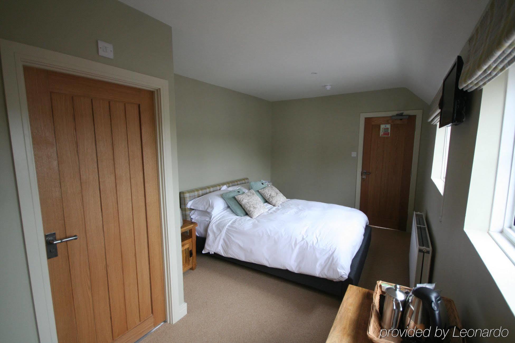 The Peppermill Town House Hotel & Restaurant Devizes Exterior foto